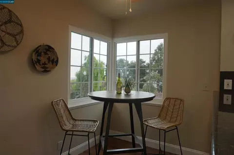 Dining - 44 Anson Way, Kensington, CA 94707 photo 2 of 2