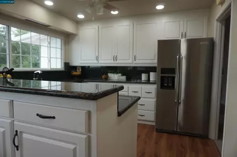 Kitchen - 44 Anson Way, Kensington, CA 94707 photo 1 of 3
