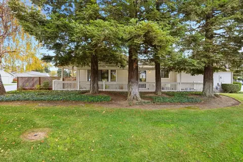 Exterior - 660 Helen Dr, Hollister, CA 95023 photo 2 of 7