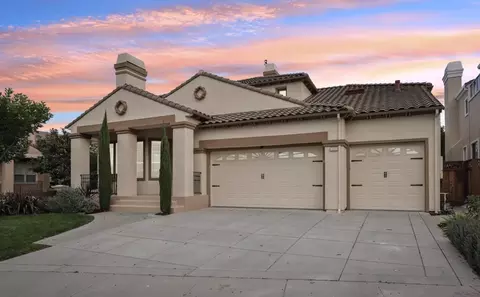 5090 Birkdale Way, San Jose, CA 95138