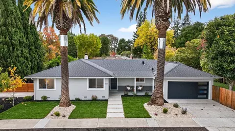 430 Gilbert Ave, Menlo Park, CA 94025