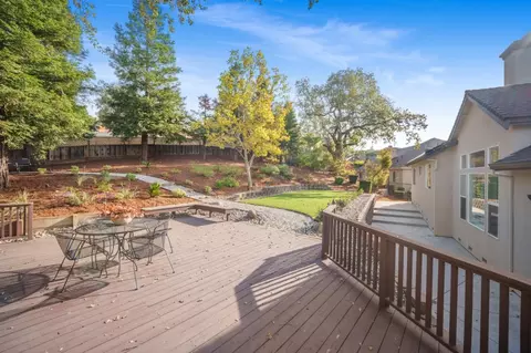 Exterior - 2360 Sunflower Cir, Gilroy, CA 95020 photo 5 of 11