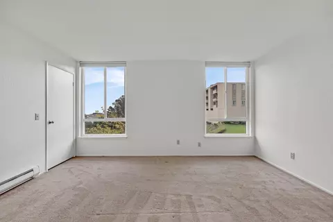 Bedroom - 320 Vallejo Dr 18, Millbrae, CA 94030 photo 2 of 4