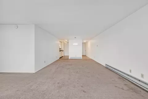 Living - 320 Vallejo Dr 18, Millbrae, CA 94030 photo 2 of 4