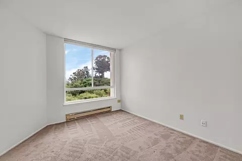 Bedroom - 320 Vallejo Dr 18, Millbrae, CA 94030 photo 3 of 4