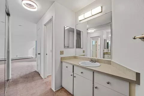 Bath - 320 Vallejo Dr 18, Millbrae, CA 94030 photo 1 of 2