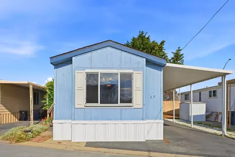 55 San Juan Grade Rd 17, Salinas, CA 93906