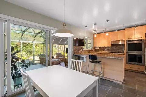 Kitchen - 1020 Everglades Dr, Pacifica, CA 94044 photo 4 of 4