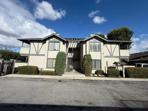 1053 Riker St 6, Salinas, CA 93901