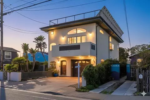 131 30th Ave, Santa Cruz, CA 95062