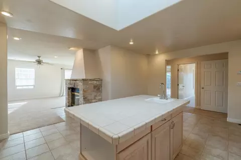 140 John St, Monterey, CA 93940 photo 5