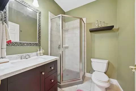Bath - 2000 Wellington Dr, Milpitas, CA 95035 photo 4 of 6
