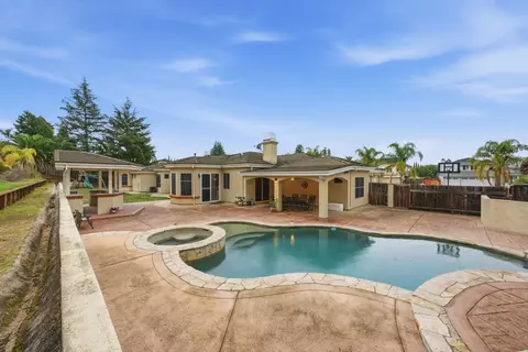 Exterior - 2000 Wellington Dr, Milpitas, CA 95035 photo 12 of 12