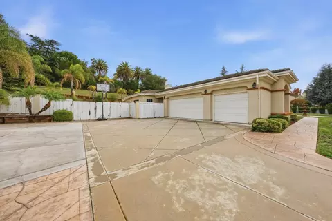 Exterior - 2000 Wellington Dr, Milpitas, CA 95035 photo 4 of 12