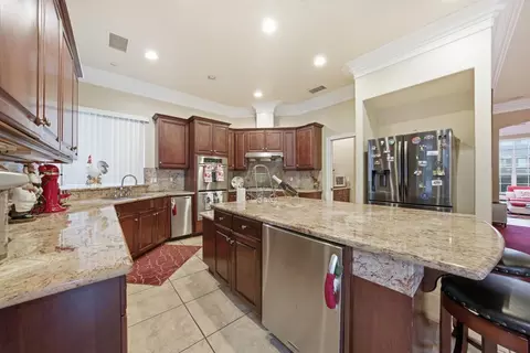 Kitchen - 2000 Wellington Dr, Milpitas, CA 95035 photo 2 of 2