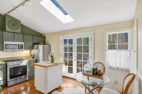 179 Pacific Ave, Pacific Grove, CA 93950 photo 10