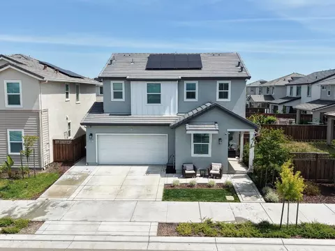 2651 Mulholland Dr, Lathrop, CA 95330