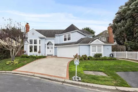 321 Eagle Trace Dr, Half Moon Bay, CA 94019