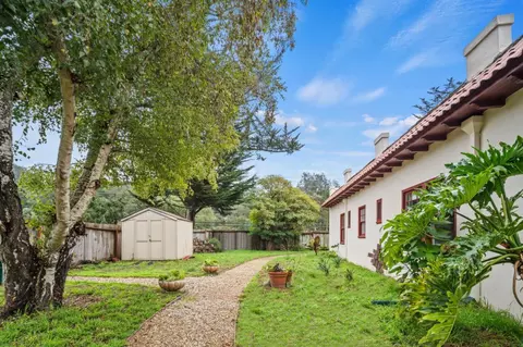 Exterior - 73 Echo Valley Rd, Salinas, CA 93907 photo 7 of 8