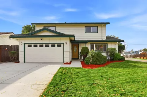 2045 Treewood Ln, San Jose, CA 95132