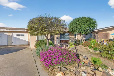 8 Carita Ct, Watsonville, CA 95076