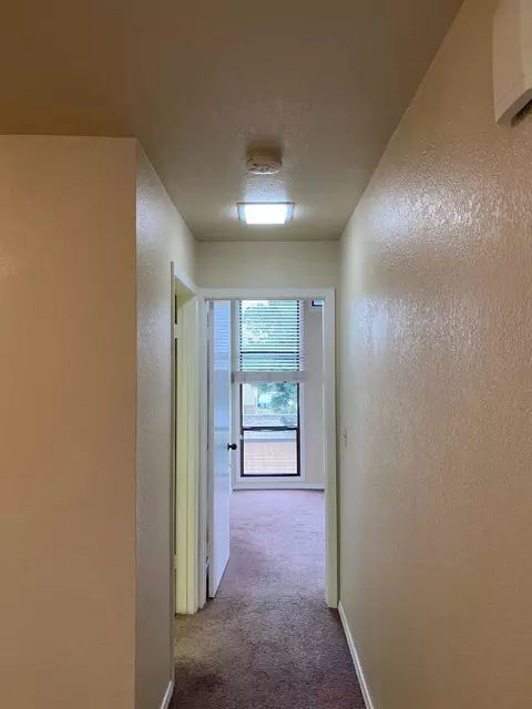 Entry Way - 1051 Padre Dr 7, Salinas, CA 93901 photo 2 of 2