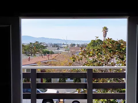 View/Area - 1714 Luxton St, Seaside, CA 93955 photo 3 of 9