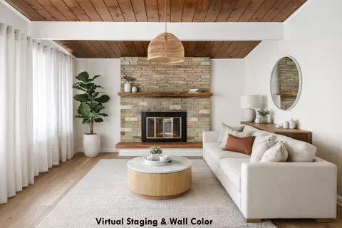 Living - 1714 Luxton St, Seaside, CA 93955 photo 1 of 3