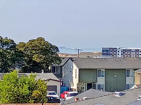 View/Area - 1714 Luxton St, Seaside, CA 93955 photo 5 of 9