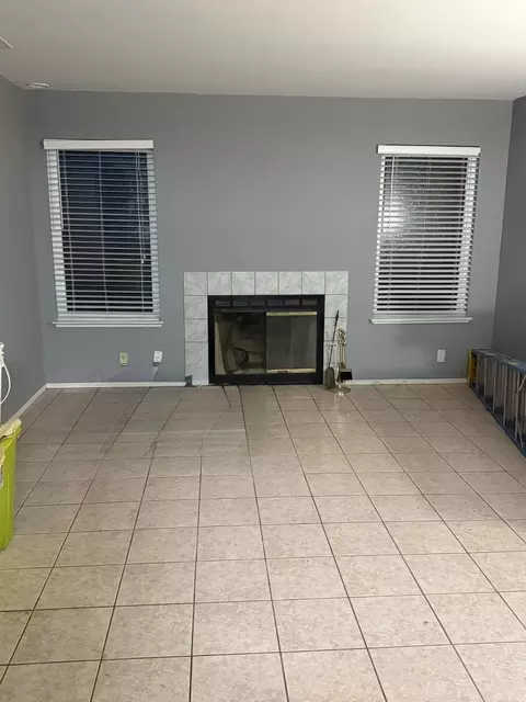 Living - 1265 Brentwood Ave, Gustine, CA 95322 photo 1 of 4