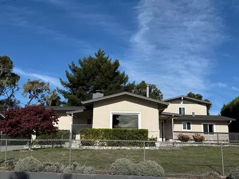 Exterior - 245 Siesta Dr, Aptos, CA 95003 photo 4 of 6
