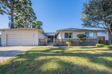 1007 Driftwood Pl, Salinas, CA 93901