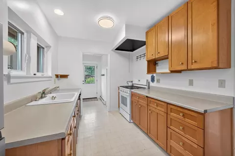 Kitchen - 2815 Capitola Ave, Soquel, CA 95073 photo 1 of 3