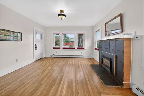 Living - 2815 Capitola Ave, Soquel, CA 95073 photo 3 of 4
