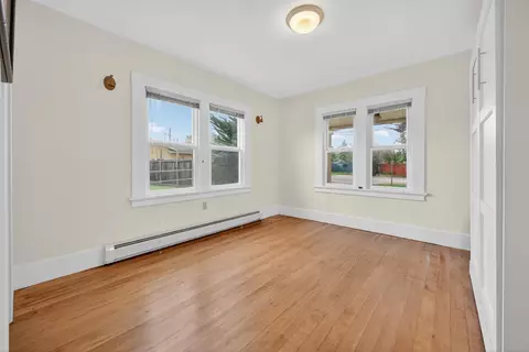 Bedroom - 2815 Capitola Ave, Soquel, CA 95073 photo 1 of 5