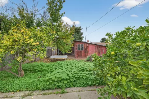 Exterior - 2815 Capitola Ave, Soquel, CA 95073 photo 5 of 14