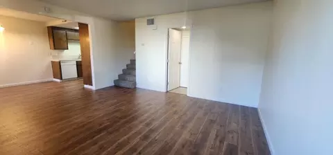Living - 1807 Cherokee Dr 3, Salinas, CA 93906 photo 2 of 3