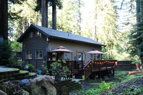 185 Cliff Vw, Boulder Creek, CA 95006