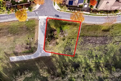 2830 Berwick Ave, Gilroy, CA 95020