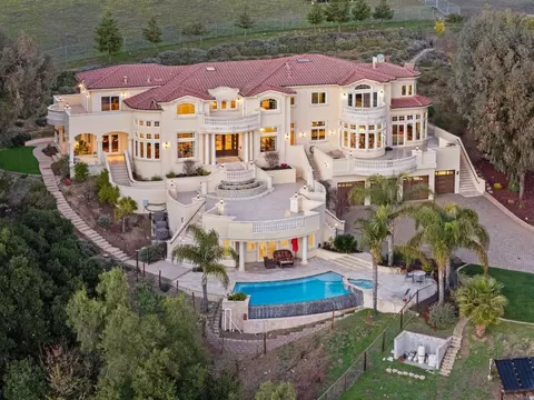 20750 Lost Ranch Rd, San Jose, CA 95120