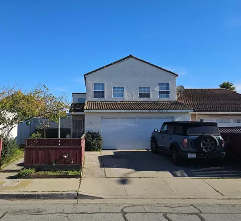 1515 Aragon Cir, Salinas, CA 93906