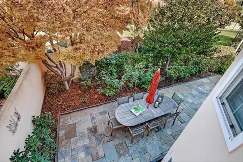 1190 Maria Privada, Mountain View, CA 94040 photo 17