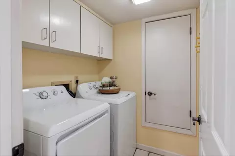 1190 Maria Privada, Mountain View, CA 94040 photo 13