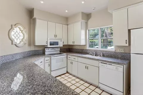 1190 Maria Privada, Mountain View, CA 94040 photo 38