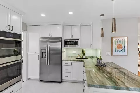 1190 Maria Privada, Mountain View, CA 94040 photo 12