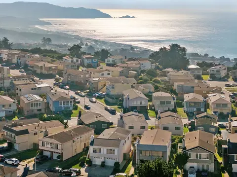 View/Area - 15 Eastridge Cir, Pacifica, CA 94044 photo 4 of 5