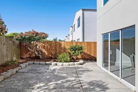 Exterior - 15 Eastridge Cir, Pacifica, CA 94044 photo 5 of 10