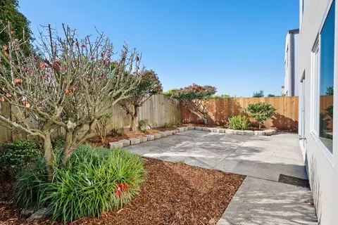 Exterior - 15 Eastridge Cir, Pacifica, CA 94044 photo 8 of 10