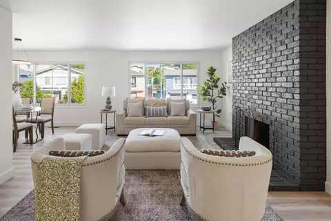 Living - 15 Eastridge Cir, Pacifica, CA 94044 photo 1 of 5