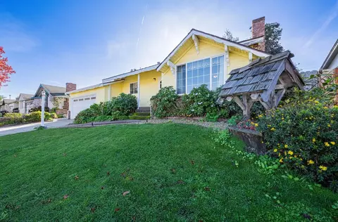 217 Iris Dr, Salinas, CA 93906